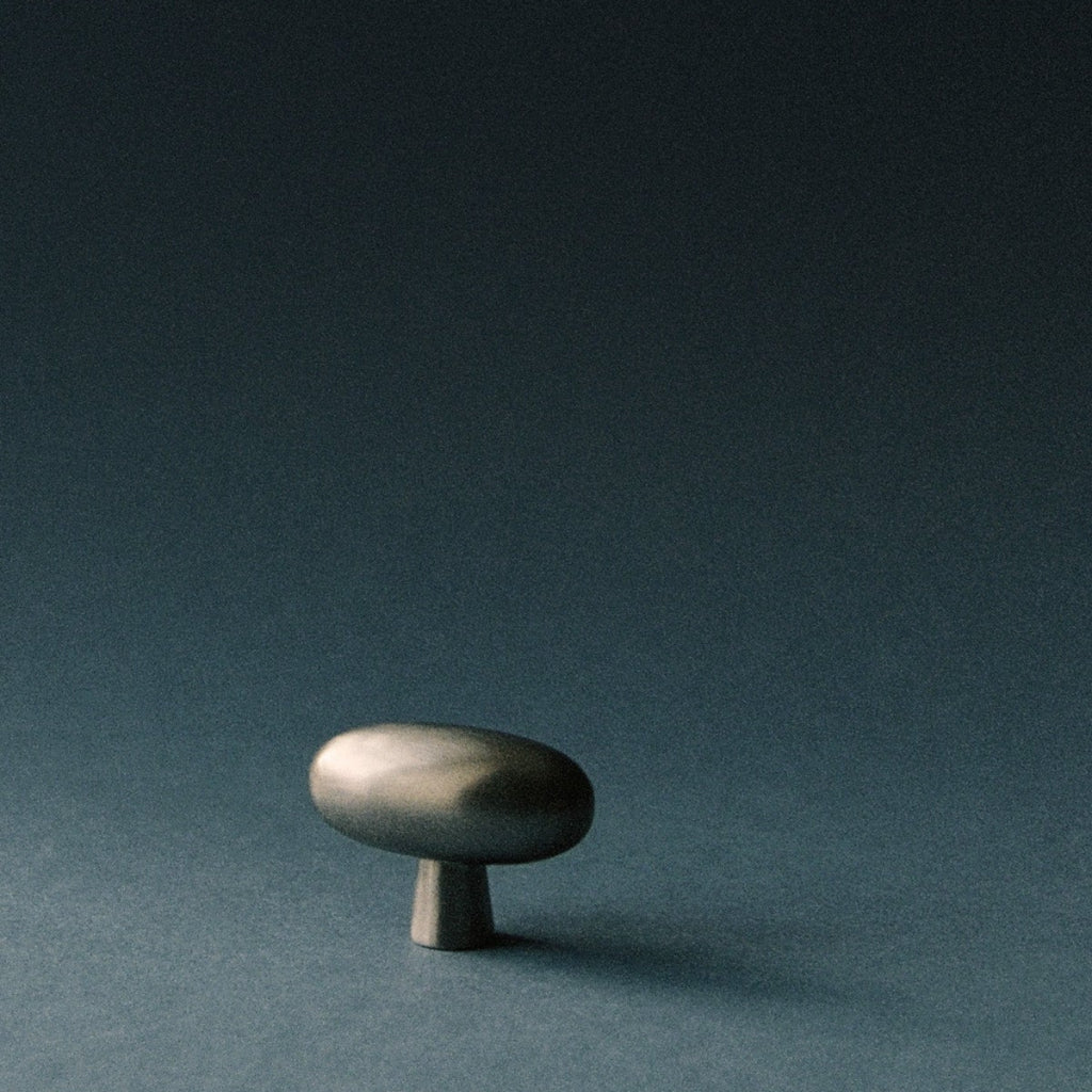 Blunt Knob