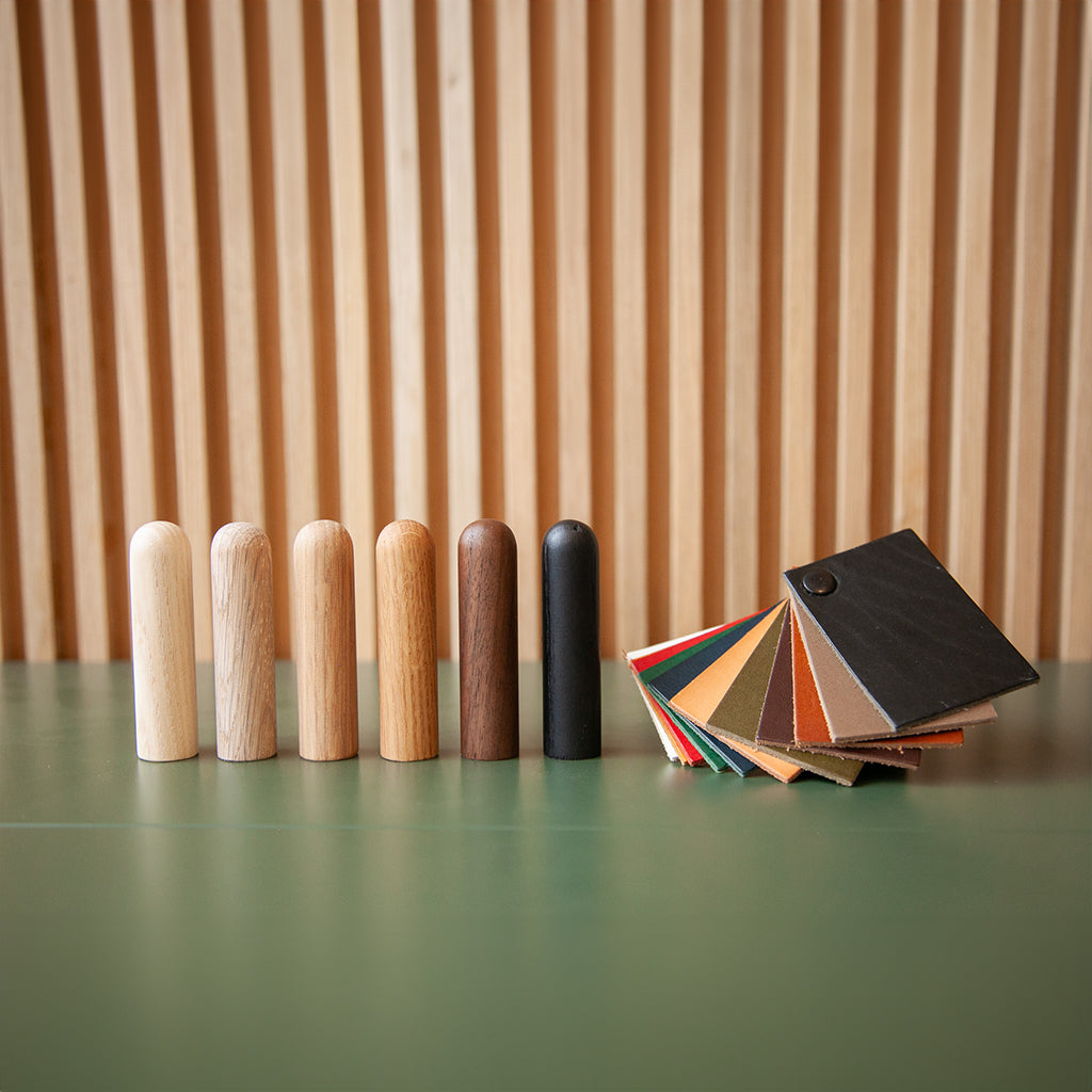 Chapman & Bose Leather And Wood Finish Sample Set
