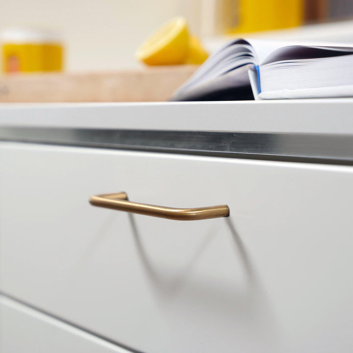 Modern brass kitchen handle. The Charlie bar pull is made in Toronto.