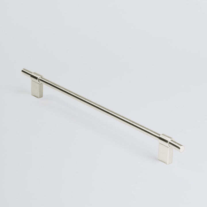 Charlie Line Appliance Pull