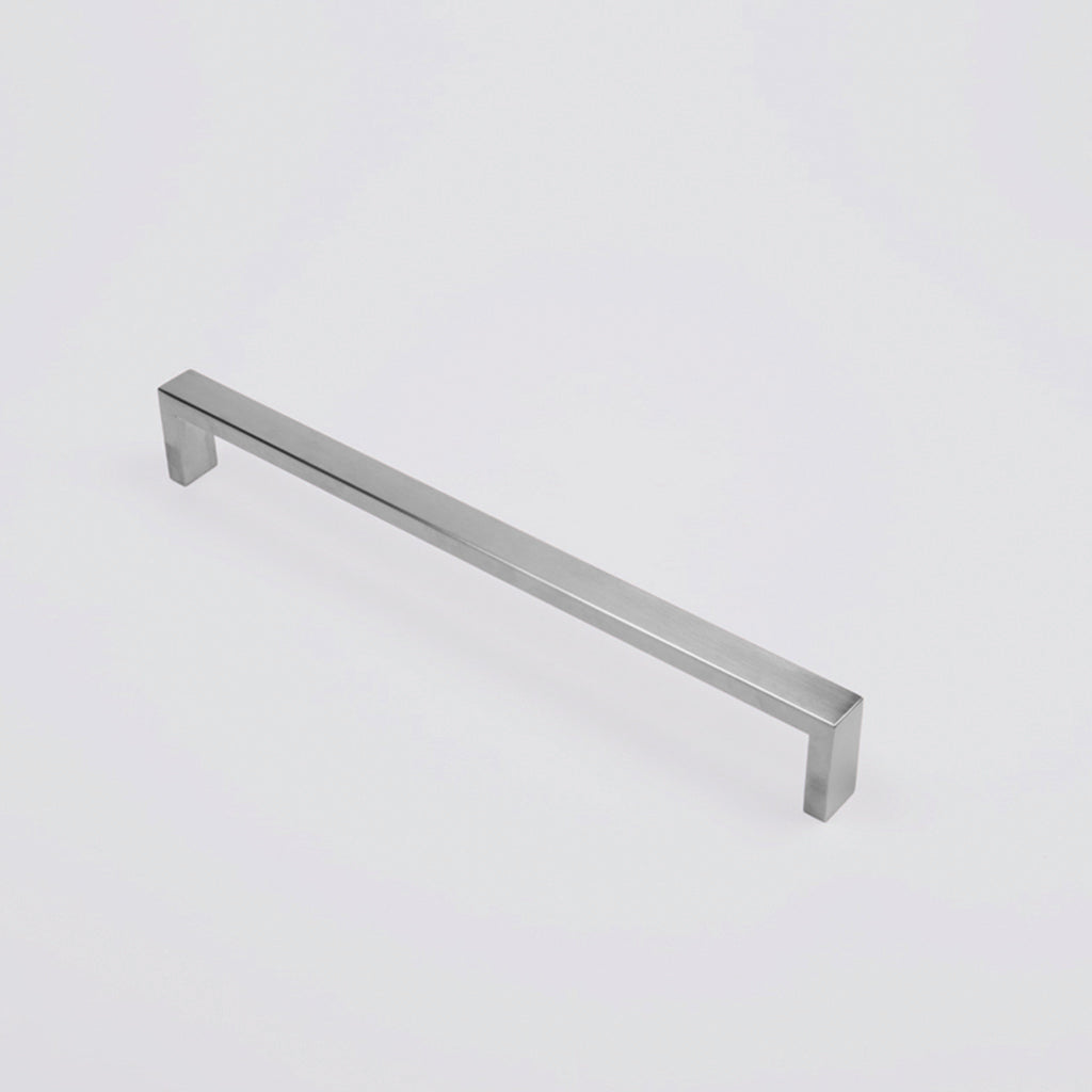 Charlie Square Edge Door Pull