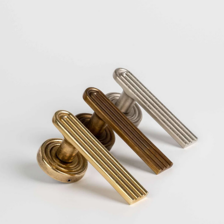 Forme No. 18 Door Lever
