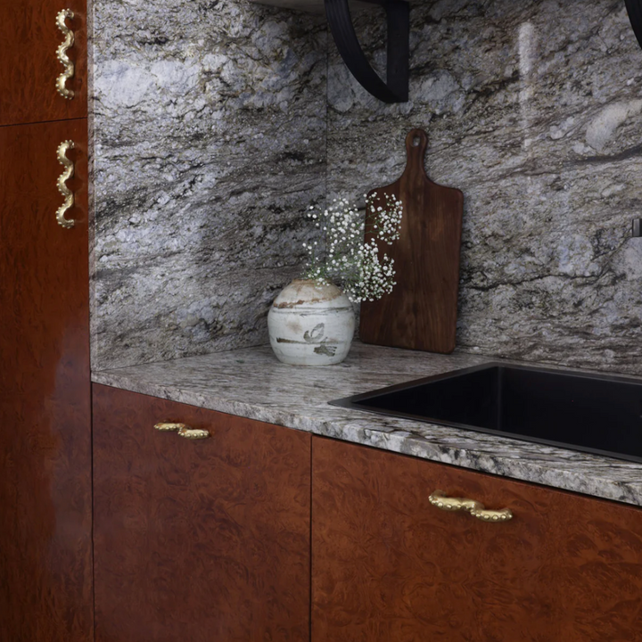 Forme No. 38 Cabinet Pull Medium