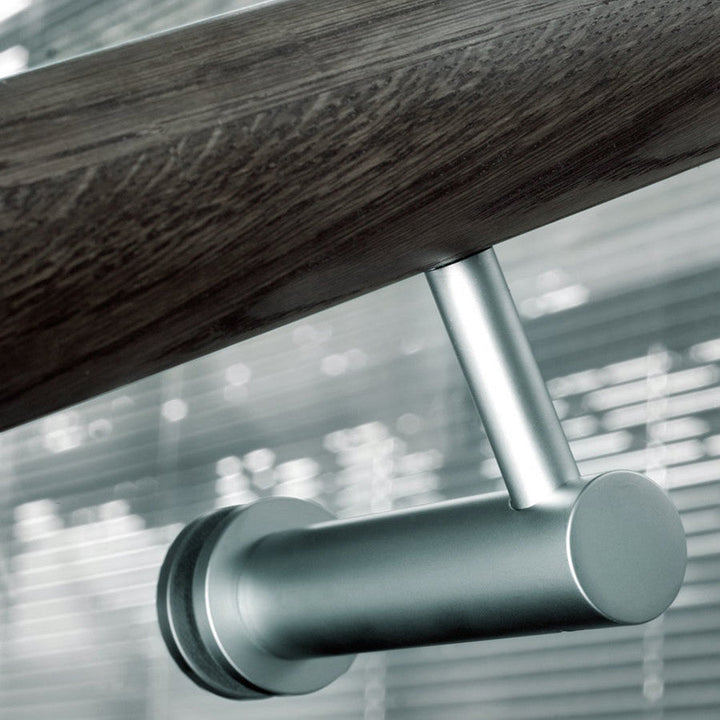 A close up of a Halliday Baillie metal pole and window fixed with the HB 522 Glass Fixing Kit.