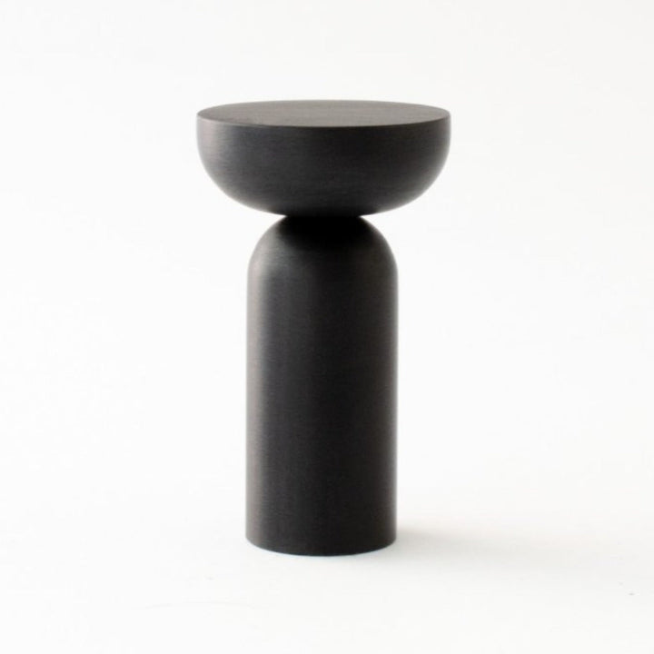 Round hook in black aluminum