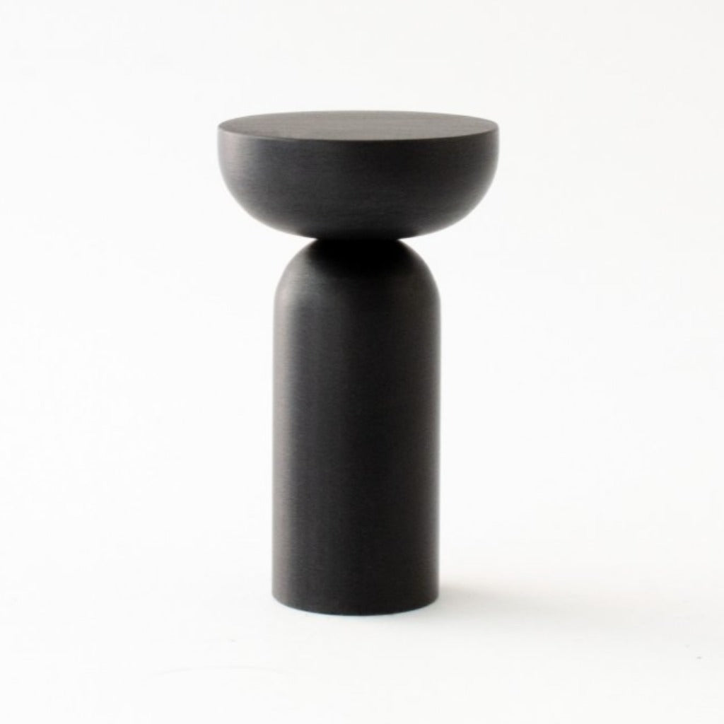 Round hook in black aluminum