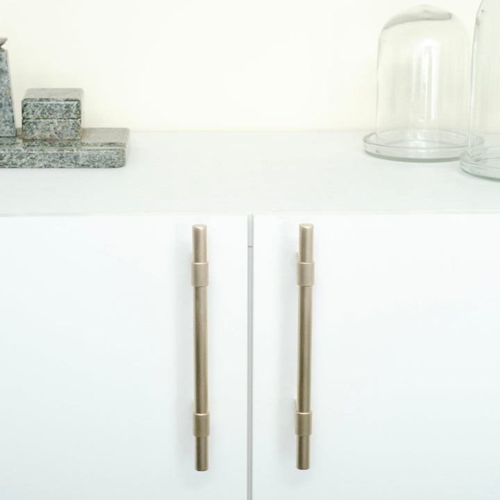 Line Big Handle