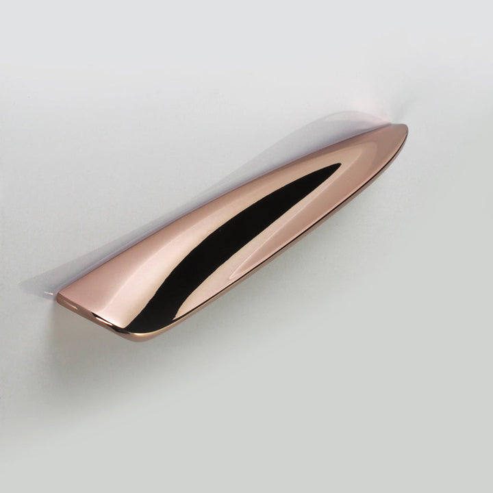 Fluid and minimal cabinet handles from Klodea