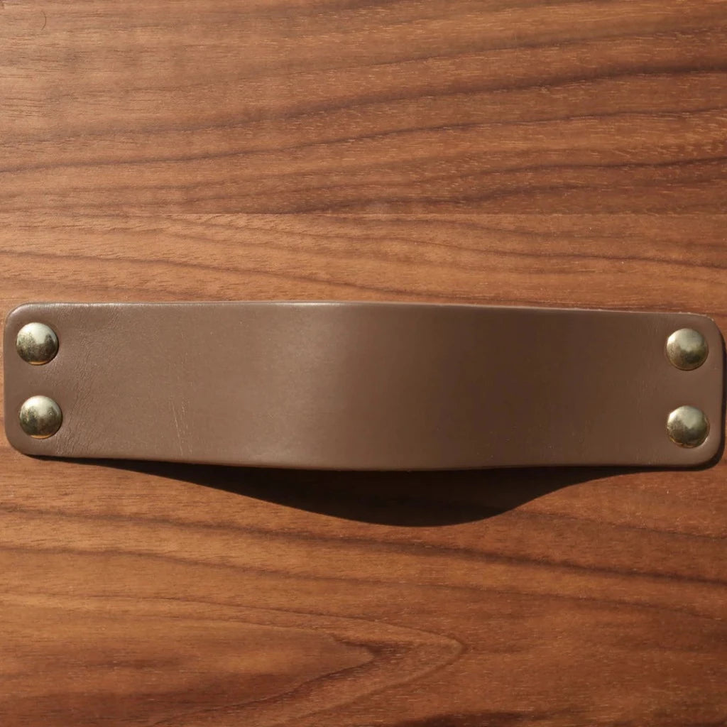 SP01 Smooth Leather Strap Pull