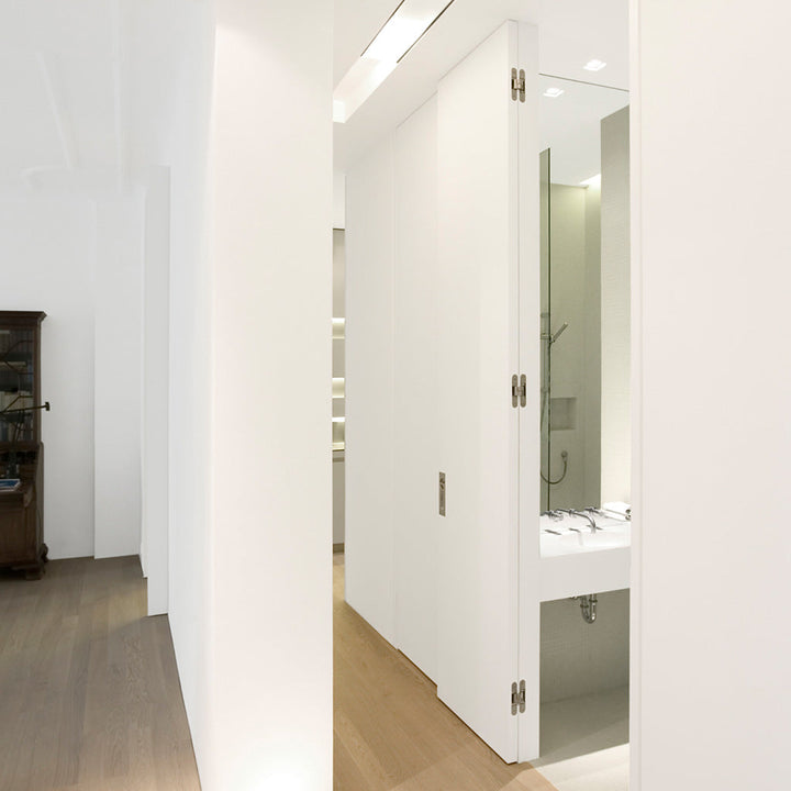 Tectus TE 240 3D Hinge installed on a bathroom door