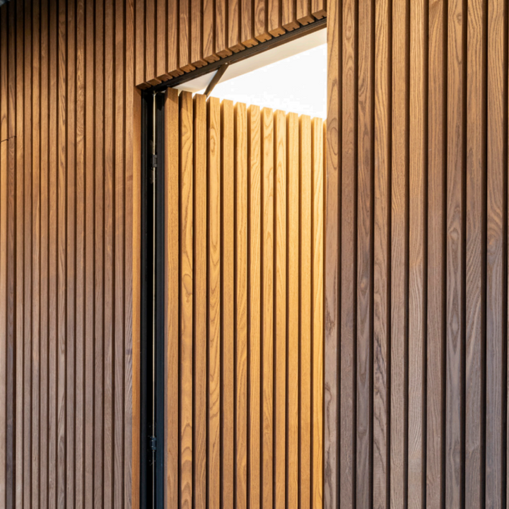 Xinnix 240V Frameless Door System