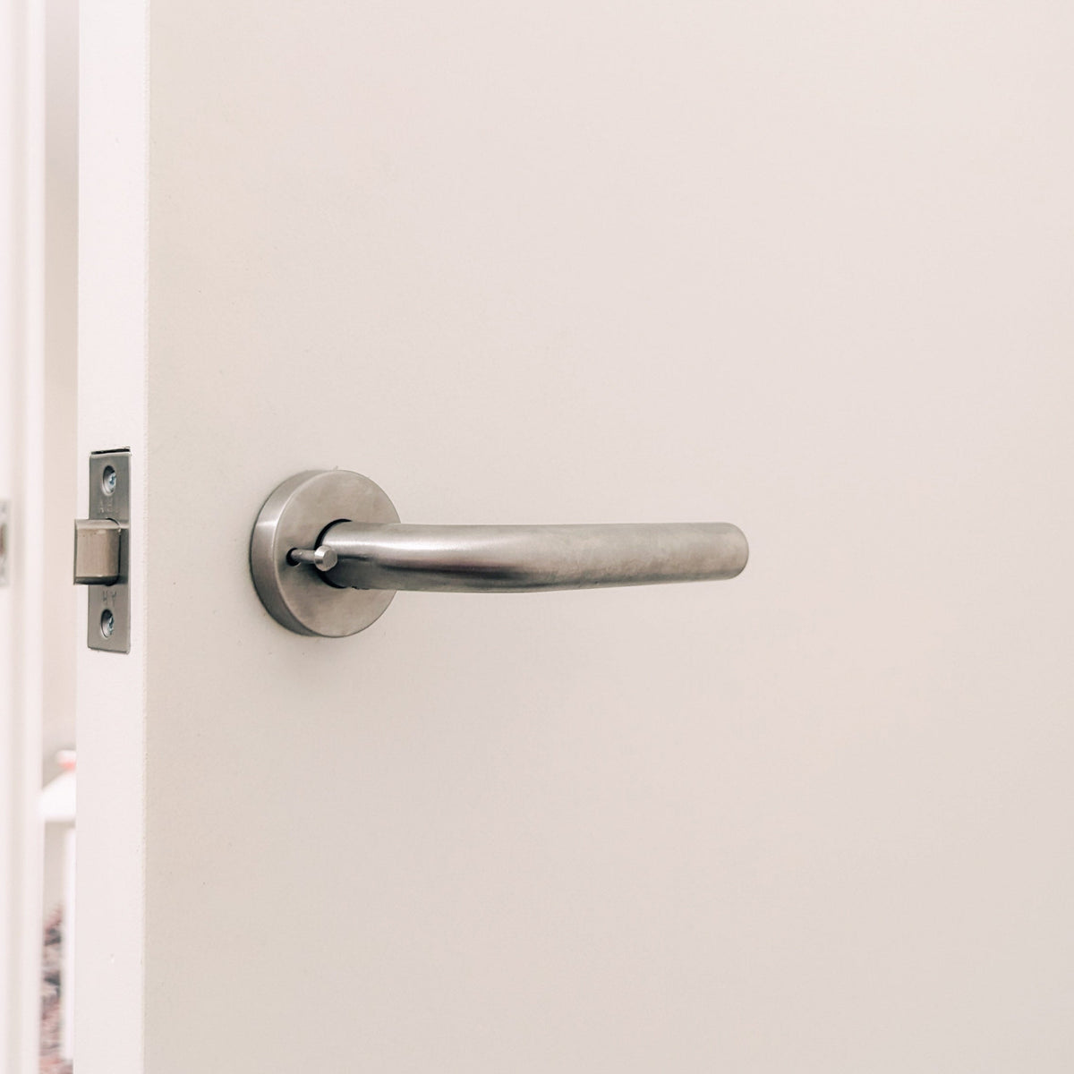 AHI 105 Door Lever Set