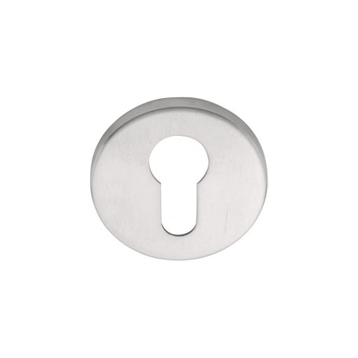 A round metal Formani door knob with a keyhole, such as the BASICS LBY50 Cylinder Escutcheon.