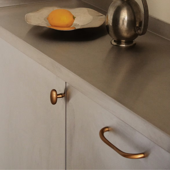 Blunt Knob