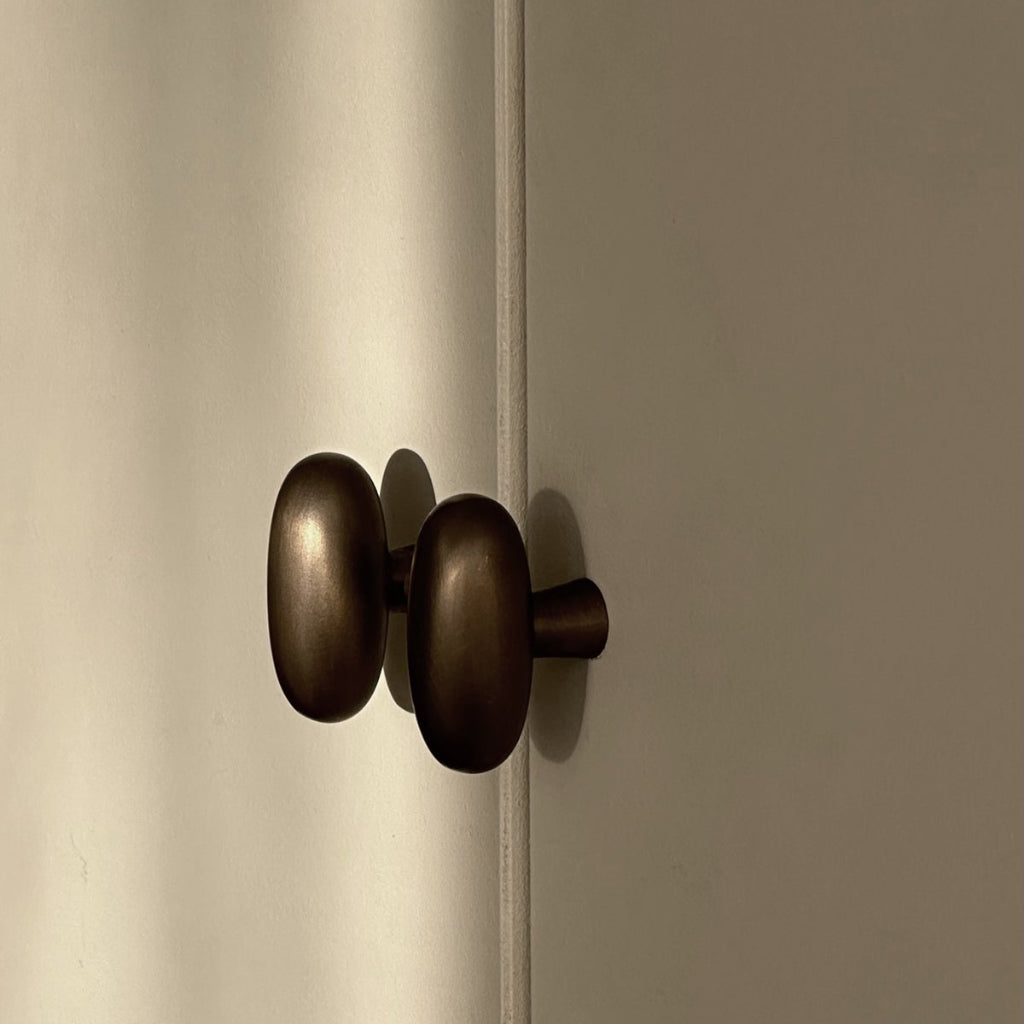 Blunt Knob