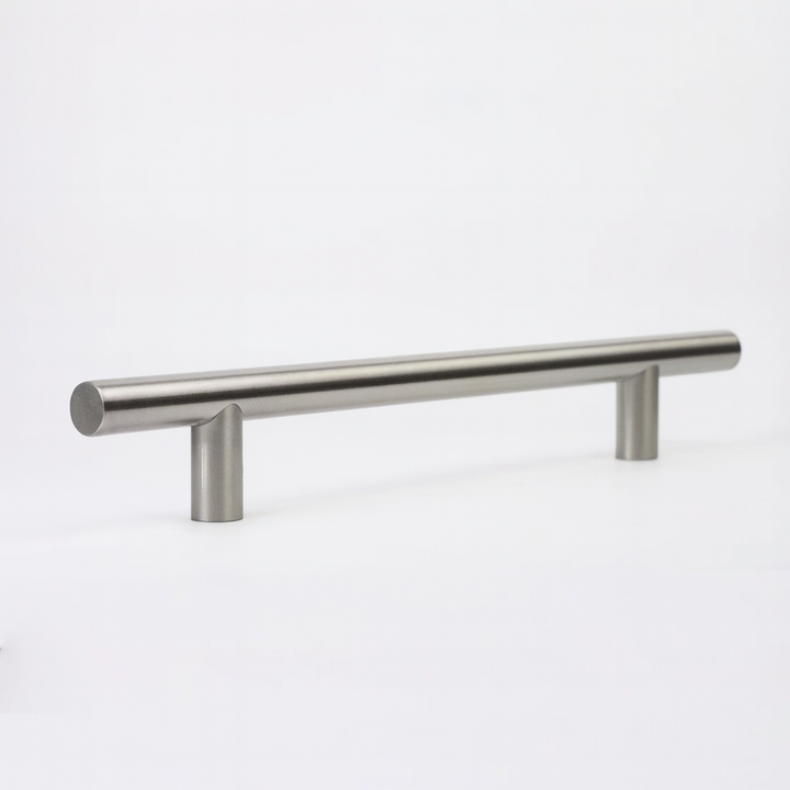 Charlie Bar Door Pull