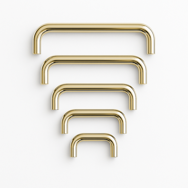 Charlie Bar Pull — Lacquered Polished Brass / 3 1/2"