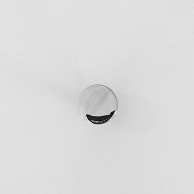 a black and white photo of a CBH Charlie Chunky Knob.