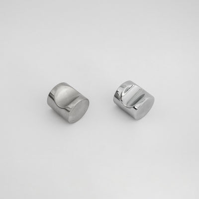 cylindrical knob with groove in nickel finish