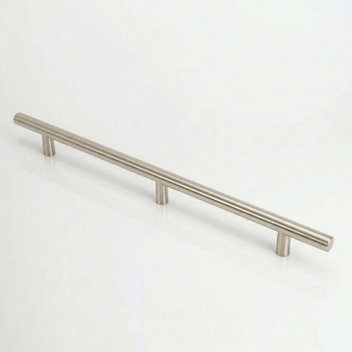 Charlie Round Appliance Pull
