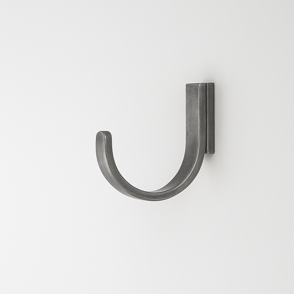 Charlie Round Hook