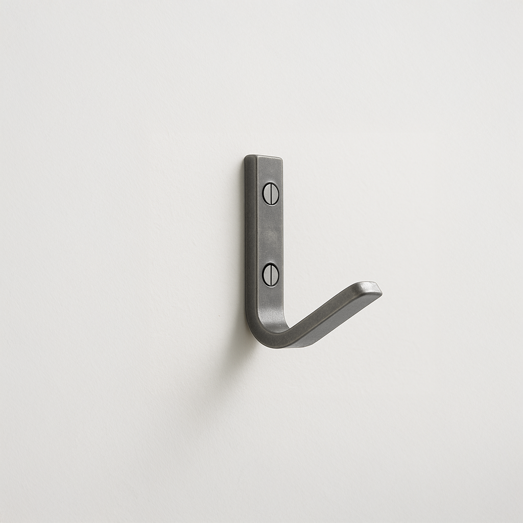 Charlie Single Hook