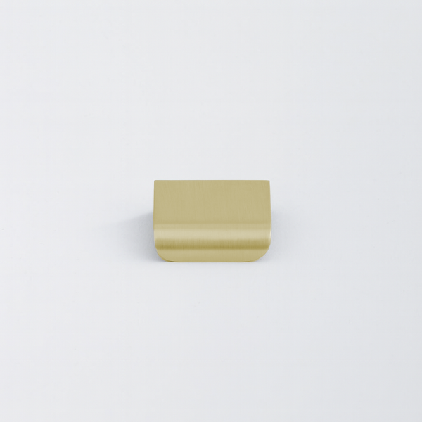 Charlie Tab Small — Lacquered Satin Brass