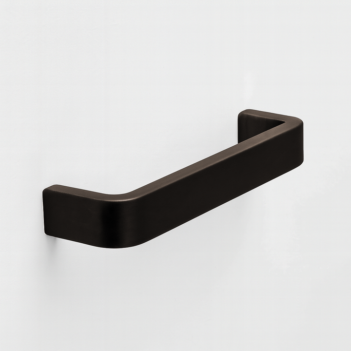 Charlie Waterfall Cabinet Pull