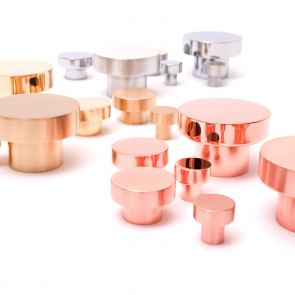Dot Knob — 18 / Polished Copper