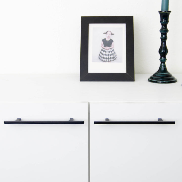 Flat Line Handle