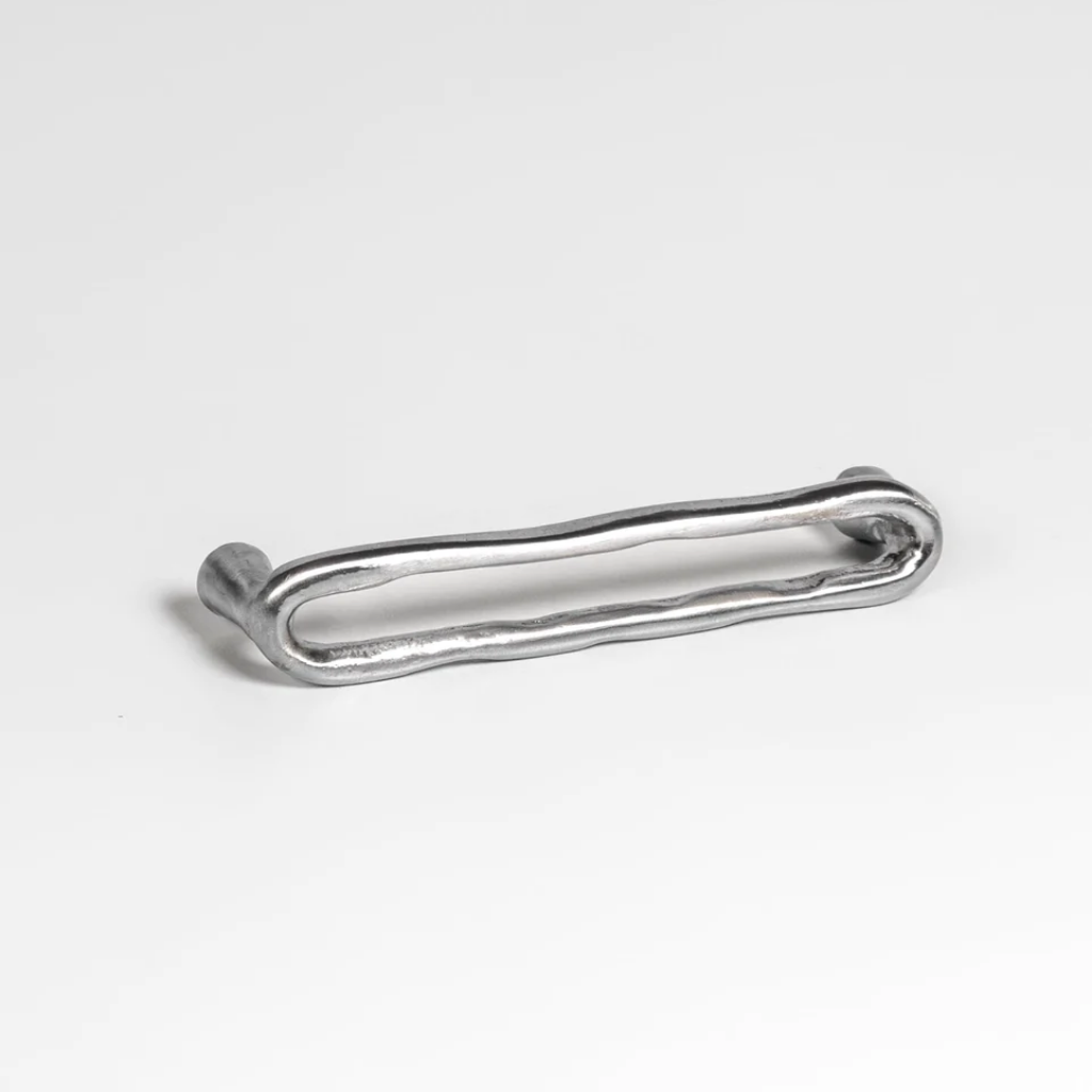 Forme No. 22 Cabinet Pull Medium
