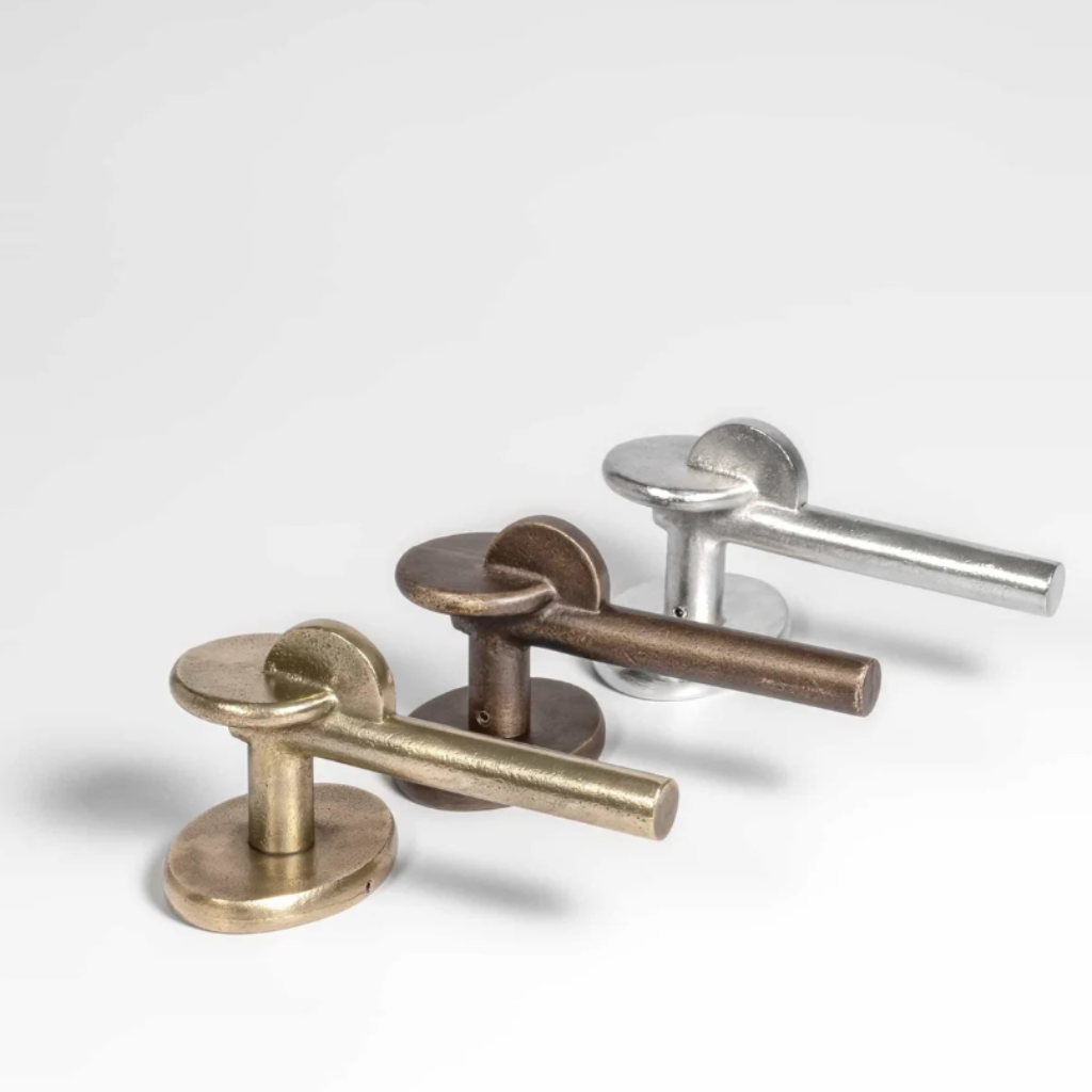 Forme No. 26 Door Lever