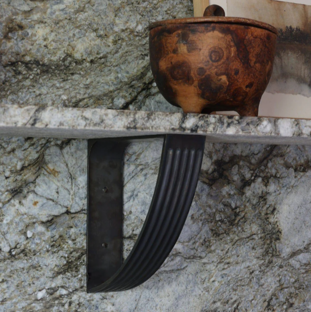 Forme No. 31 Shelf Bracket