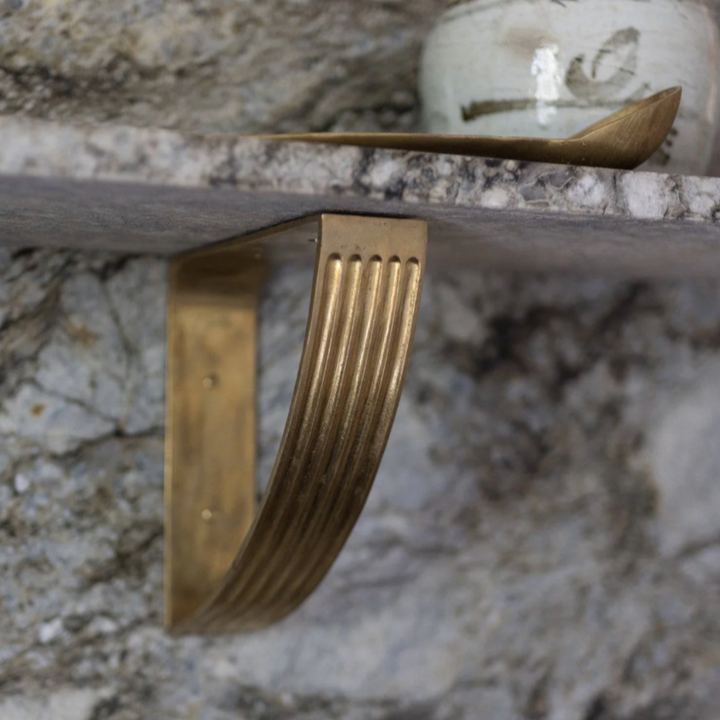 Forme No. 31 Shelf Bracket