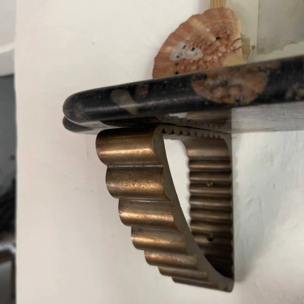 Forme No. 32 Shelf Bracket — Mi & Gei, view 2