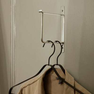 hang rack in stainless steel with clothing hangers 