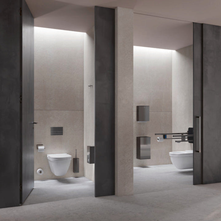 Hewi 900 Paper Towel Dispenser