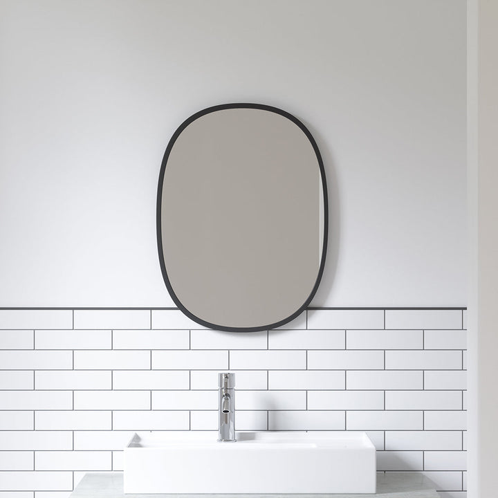 hub oval mirror