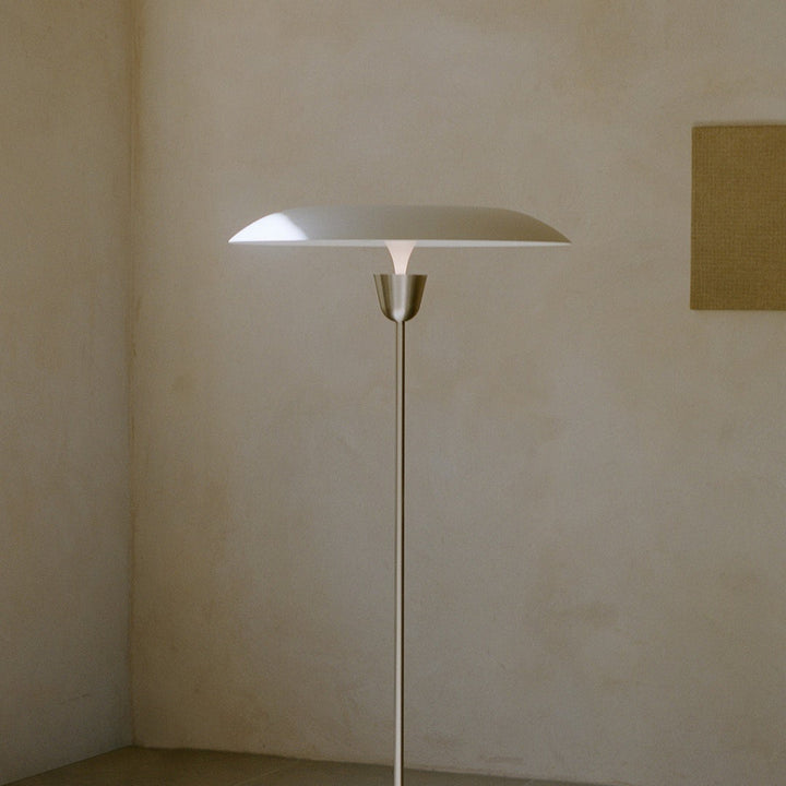 Kantarell Floor Lamp