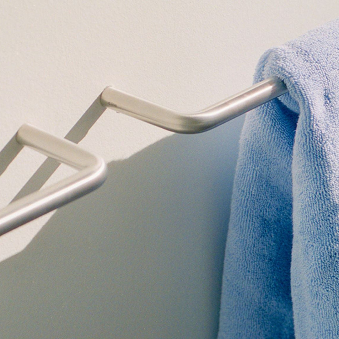 Knud Towel Bar