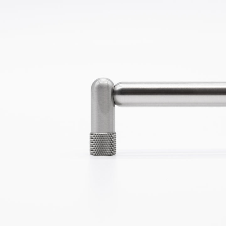 Knurled Appliance Pull