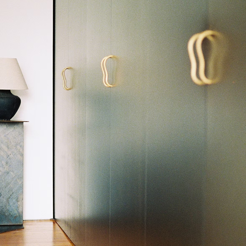 Limber Cabinet Pull