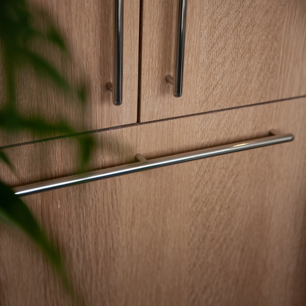 Mineral Metal Bar Pull