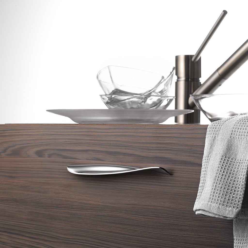 Fluid and minimal cabinet handles from Klodea