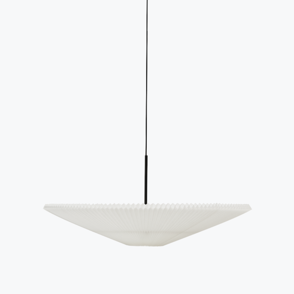 Small pendant lamp hung from ceiling