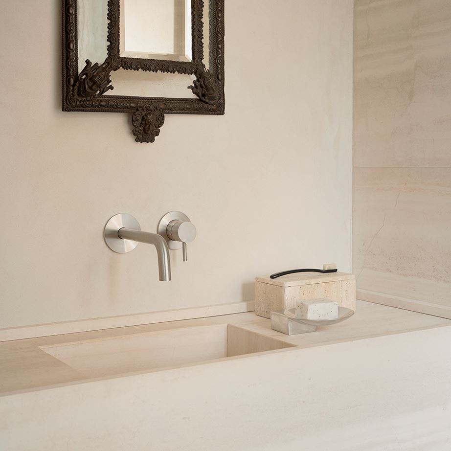 Qtoo Wall Mounted Tap System
