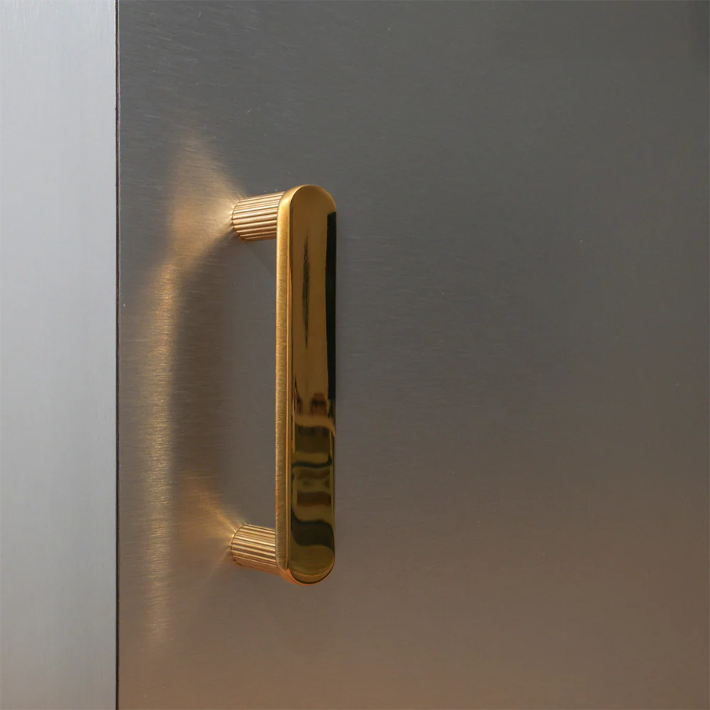 Ribbed Cabinet Pull
