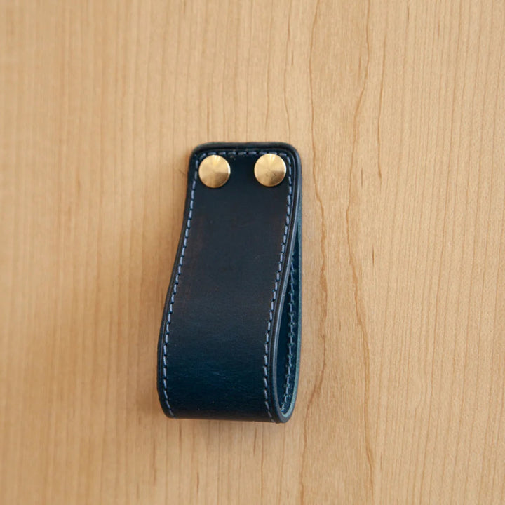 ST-LP01 Stitched Leather Loop Pull
