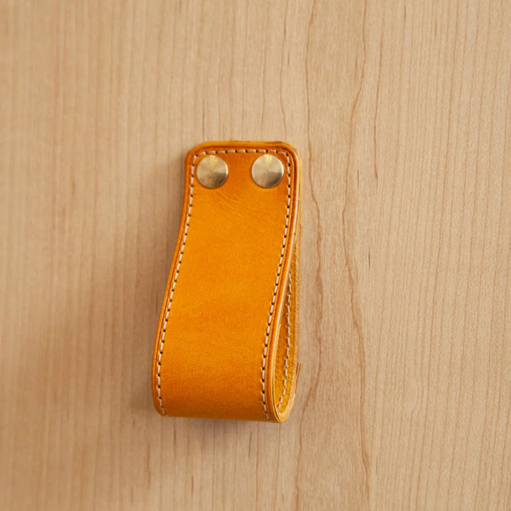 ST-LP01 Stitched Leather Loop Pull