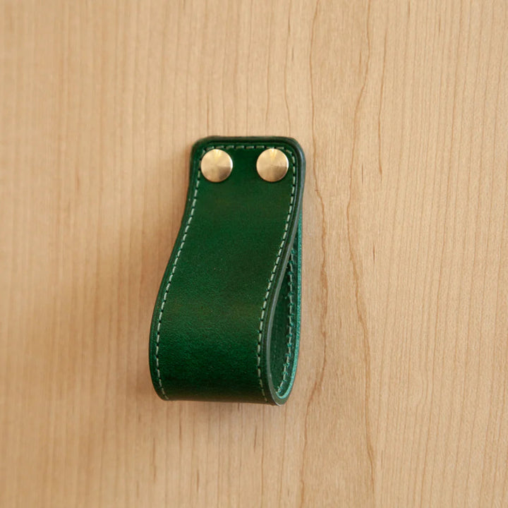 ST-LP01 Stitched Leather Loop Pull